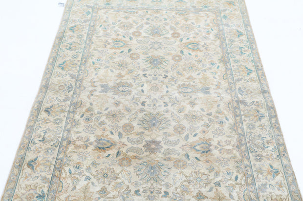 Agra 3’ 11” x 6’ 0″ - No. AV24187 - ALRUG Rug Store