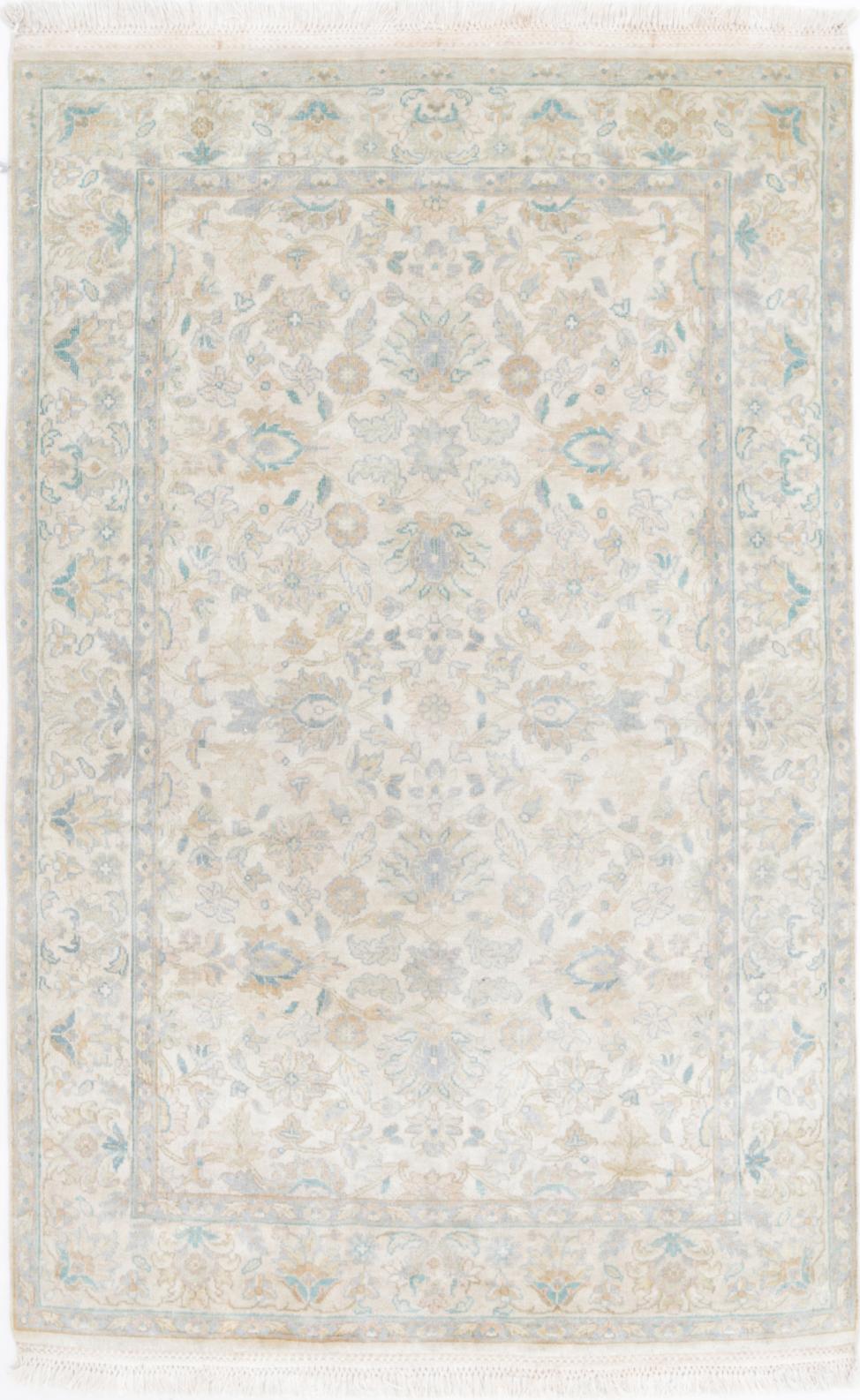 Ivory Agra Rug 3'11" x 6'0" Hand-Knotted