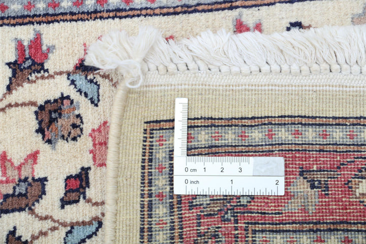 Heritage 2’ 1″ x 3’ 1″ - No. AV32815 - ALRUG Rug Store