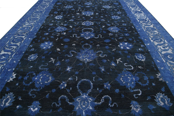 Onyx 11’ 8″ x 17’ 2″ - No. AV69783 - ALRUG Rug Store