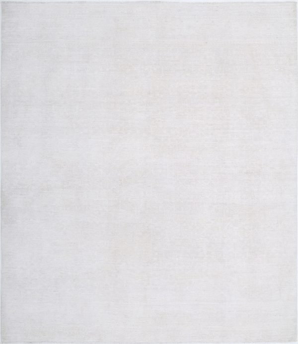 Ivory Pakistani Tabriz Rug 8' 2" x 9' 6" Hand-Knotted