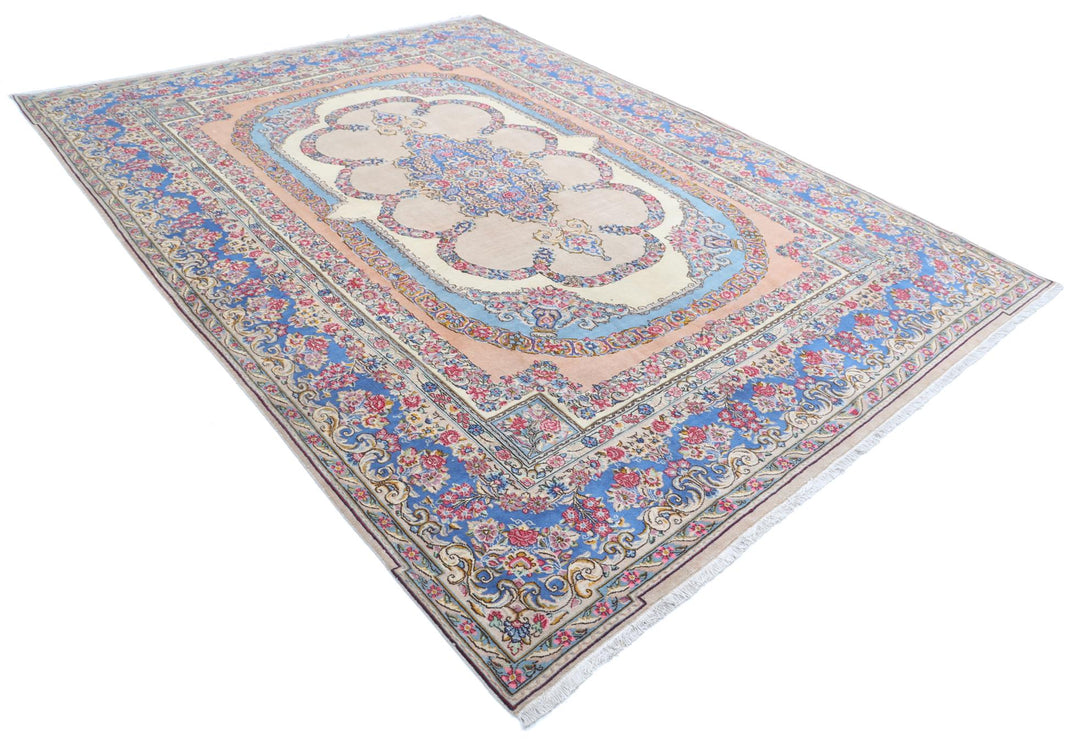 Kerman 8’ 0″ x 10’ 10” - No. AV61881 - ALRUG Rug Store