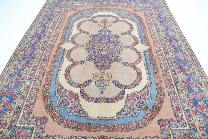 Kerman 8’ 0″ x 10’ 10” - No. AV61881 - ALRUG Rug Store