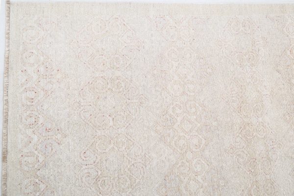 Artemix 8’ 0″ x 9’ 4″ - No. AV24195