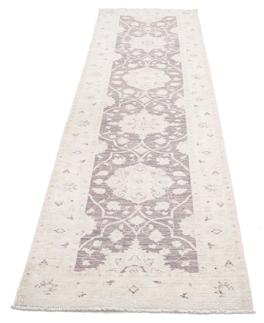 Serenity 2’ 8″ x 9’ 5″ - No. AV95777 - ALRUG Rug Store