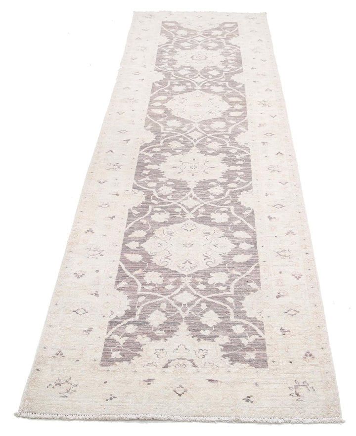 Serenity 2’ 8″ x 9’ 5″ - No. AV95777 - ALRUG Rug Store