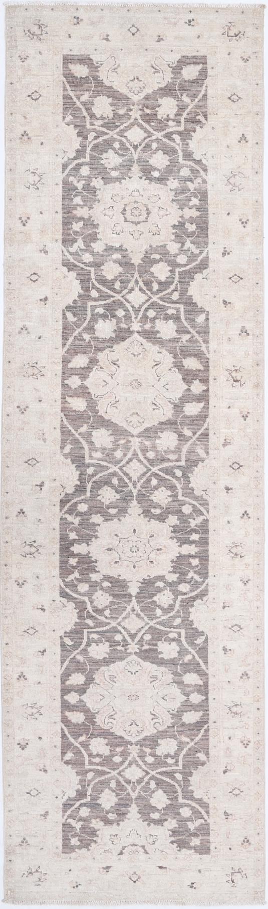 Serenity 2’ 8″ x 9’ 5″ - No. AV95777 - ALRUG Rug Store
