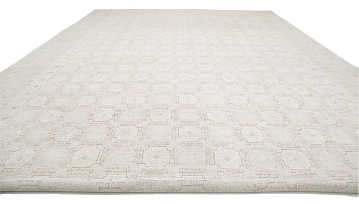 Khotan 17’ 0″ x 23’ 11” - No. AV38992 - ALRUG Rug Store