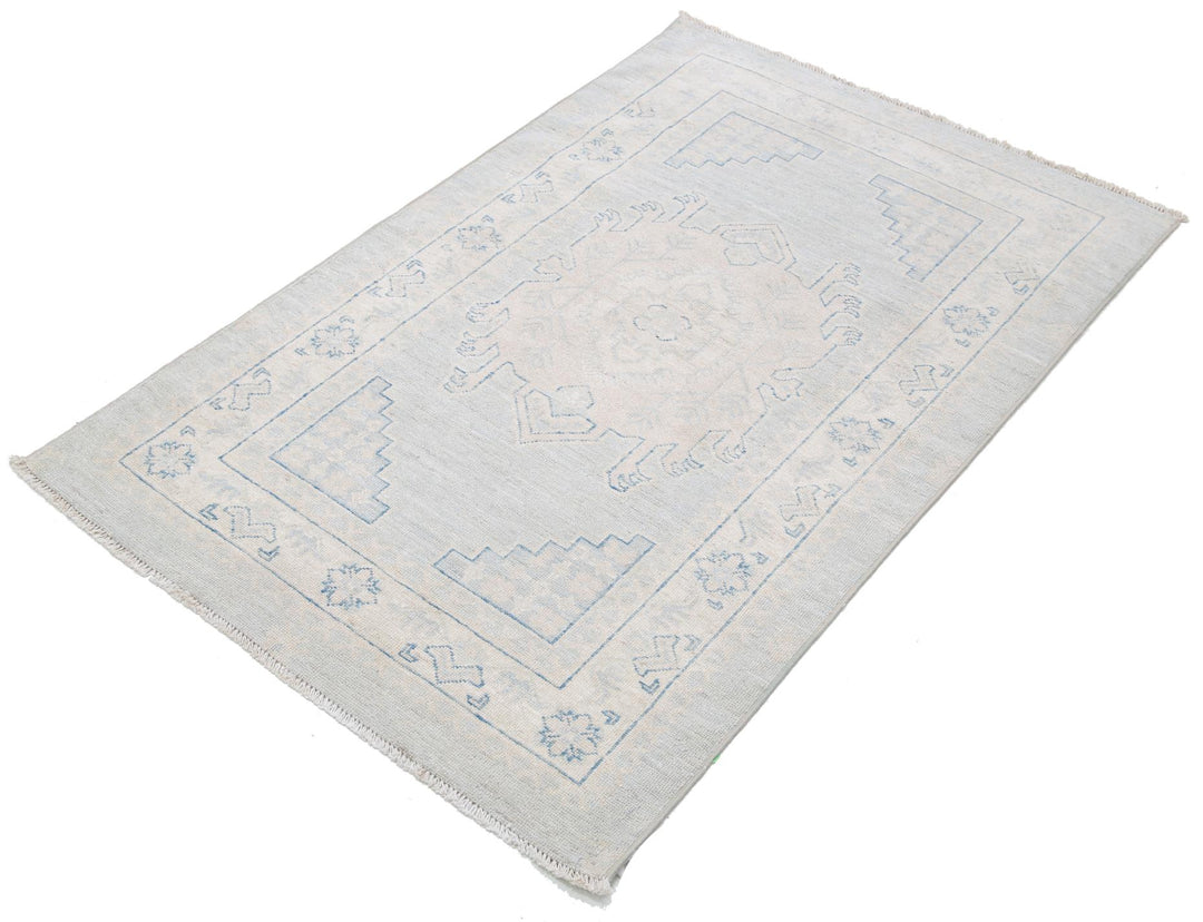 Serenity 3’ 0″ x 4’ 8″ - No. AV18469 - ALRUG Rug Store