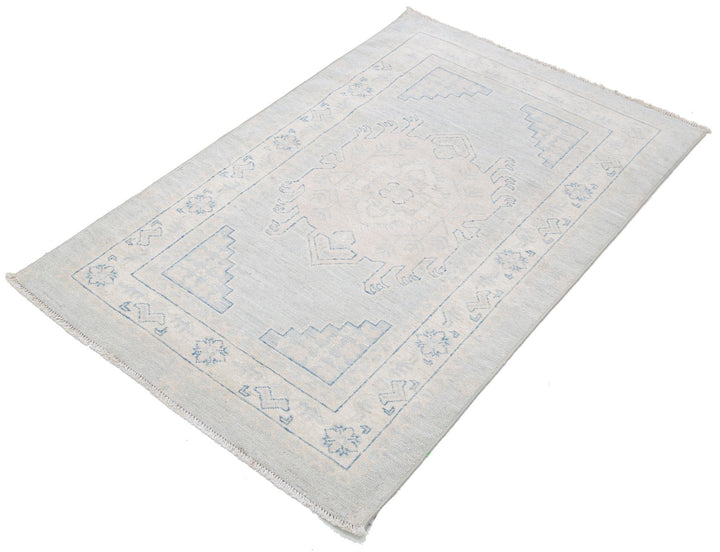 Serenity 3’ 0″ x 4’ 8″ - No. AV18469 - ALRUG Rug Store