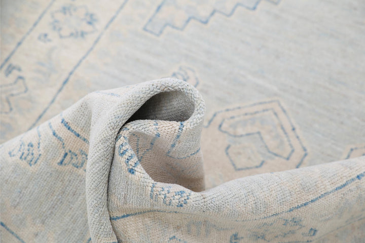 Serenity 3’ 0″ x 4’ 8″ - No. AV18469 - ALRUG Rug Store