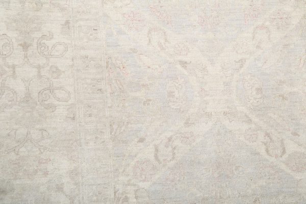 Serenity 6’ 1″ x 7’ 11” - No. AV18508