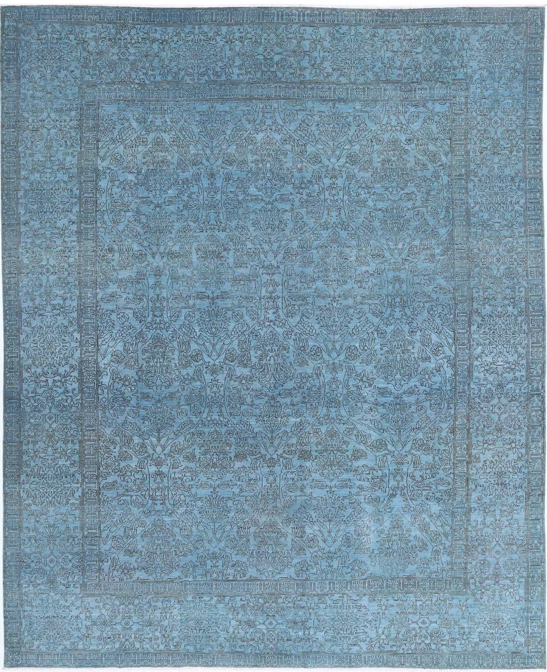 Overdye 8’ 0″ x 9’ 8″ - No. AV14530 - ALRUG Rug Store