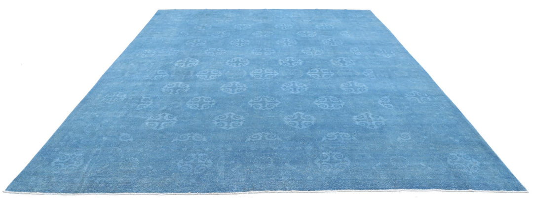 Overdye 9’ 10” x 12’ 7″ - No. AV18976 - ALRUG Rug Store