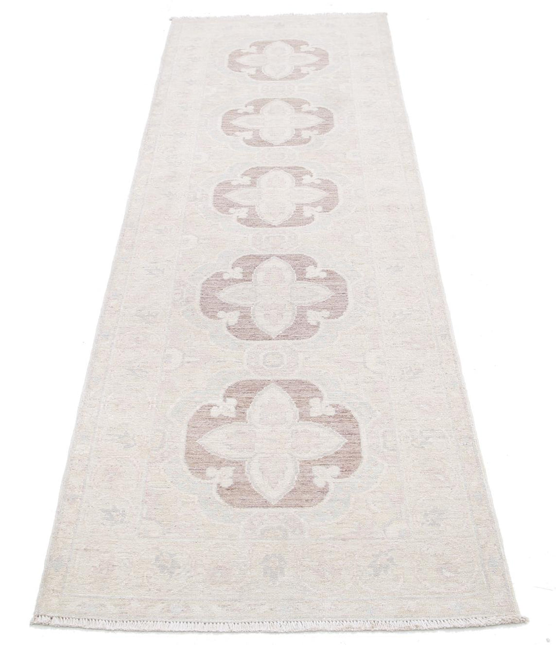 Serenity 2’ 6″ x 8’ 3″ - No. AV79043 - ALRUG Rug Store