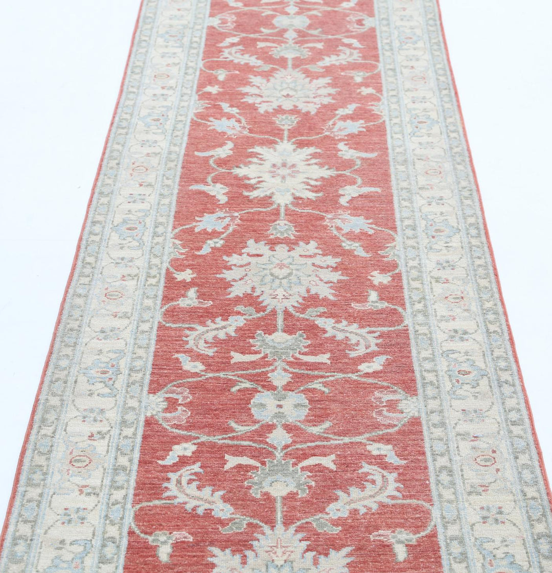 Ziegler 2’ 6″ x 9’ 7″ - No. AV11814 - ALRUG Rug Store