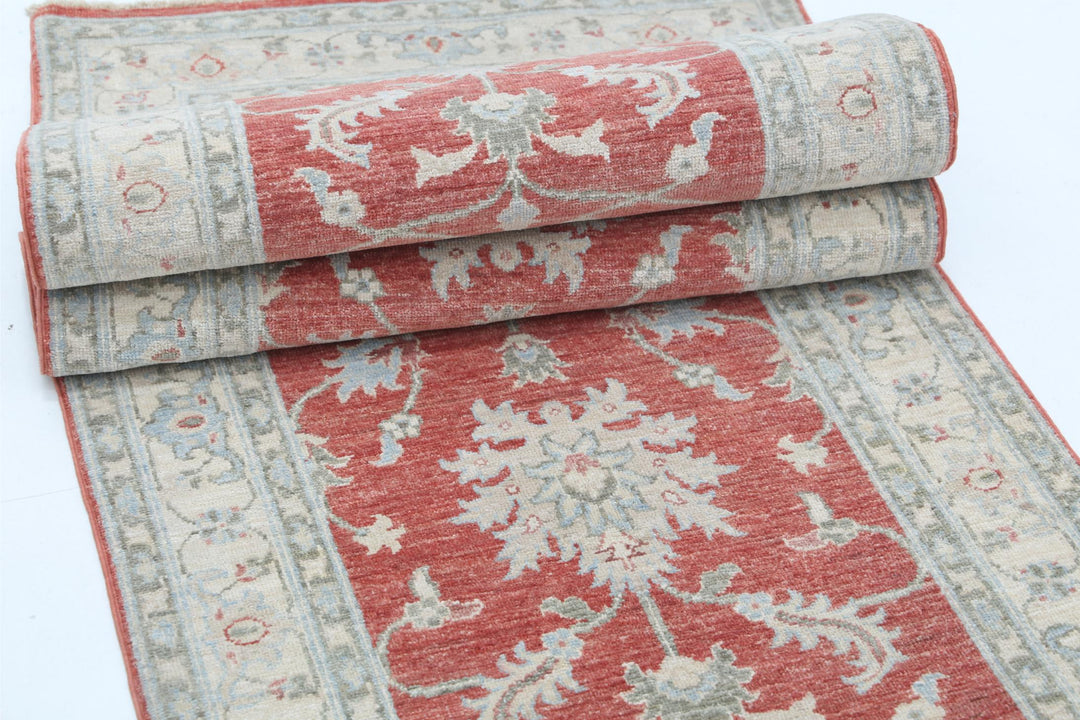 Ziegler 2’ 6″ x 9’ 7″ - No. AV11814 - ALRUG Rug Store