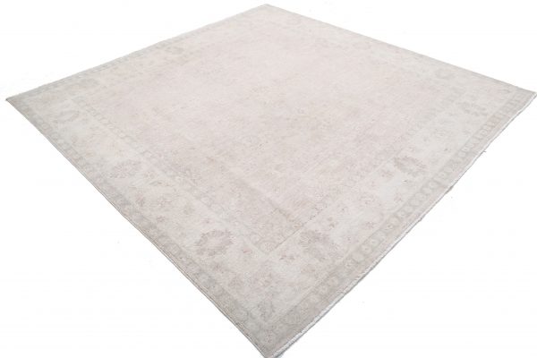 Serenity 7’ 7″ x 7’ 9″ - No. AV47103