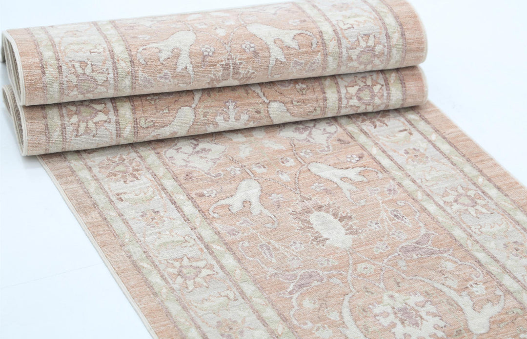 Serenity 2’ 4″ x 9’ 8″ - No. AV16026 - ALRUG Rug Store