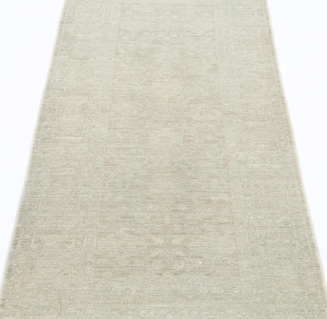 Overdye 2’ 6″ x 6’ 3″ - No. AV82066 - ALRUG Rug Store