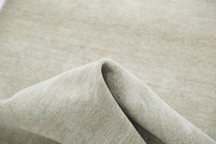 Overdye 2’ 6″ x 6’ 3″ - No. AV82066 - ALRUG Rug Store