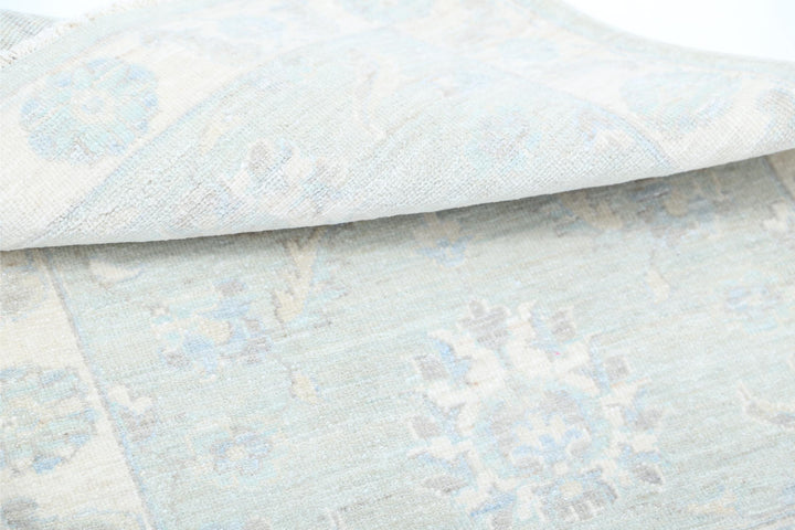 Serenity 2’ 4″ x 2’ 9″ - No. AV54578 - ALRUG Rug Store