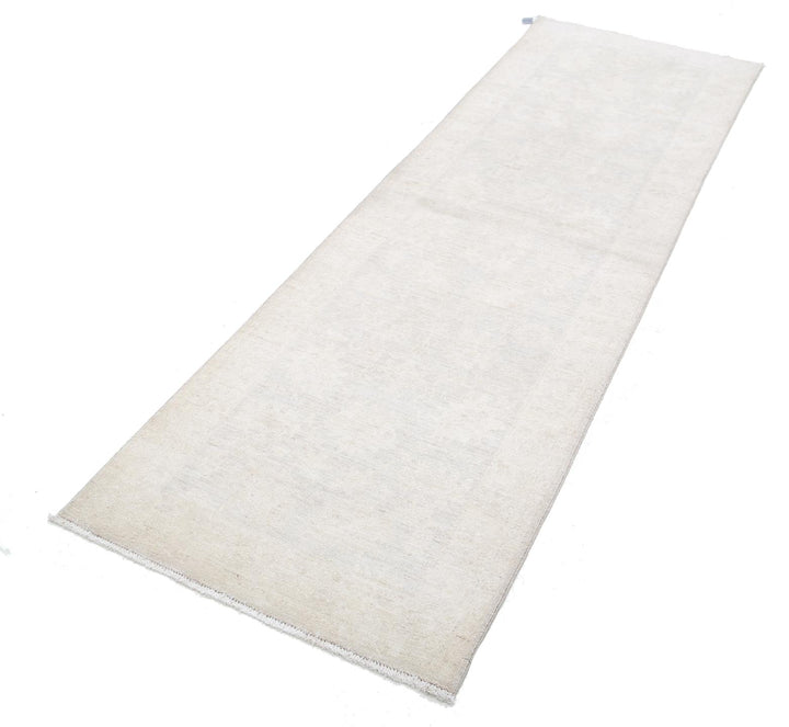 Serenity 2’ 6″ x 7’ 11” - No. AV67984 - ALRUG Rug Store
