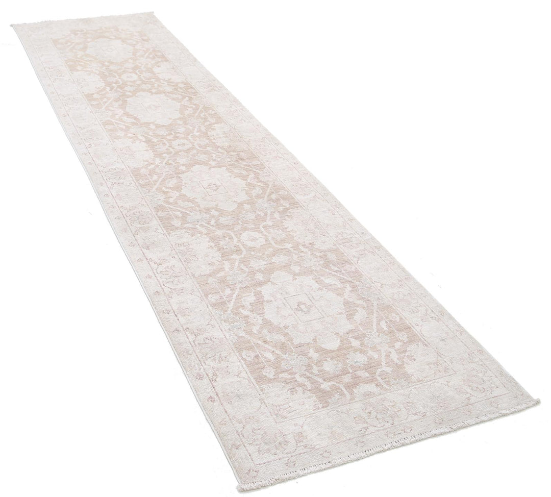 Serenity 2’ 7″ x 10’ 0″ - No. AV42768 - ALRUG Rug Store