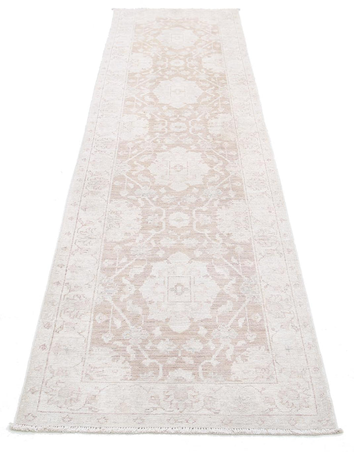 Serenity 2’ 7″ x 10’ 0″ - No. AV42768 - ALRUG Rug Store