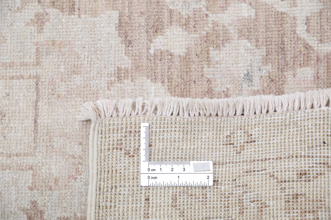 Serenity 2’ 7″ x 10’ 0″ - No. AV42768 - ALRUG Rug Store