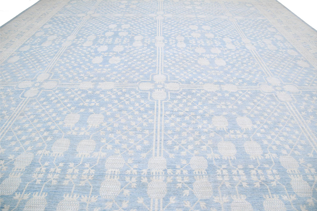 Khotan 17’ 5″ x 25’ 3″ - No. AV28987 - ALRUG Rug Store