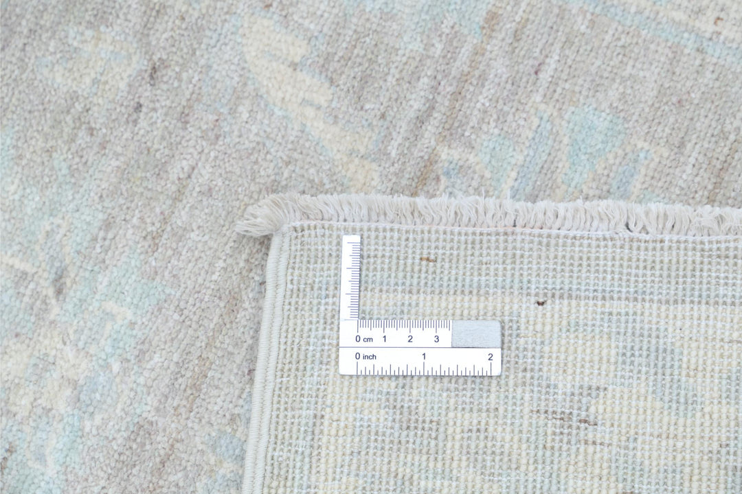 Serenity 2’ 2″ x 3’ 1″ - No. AV63090 - ALRUG Rug Store