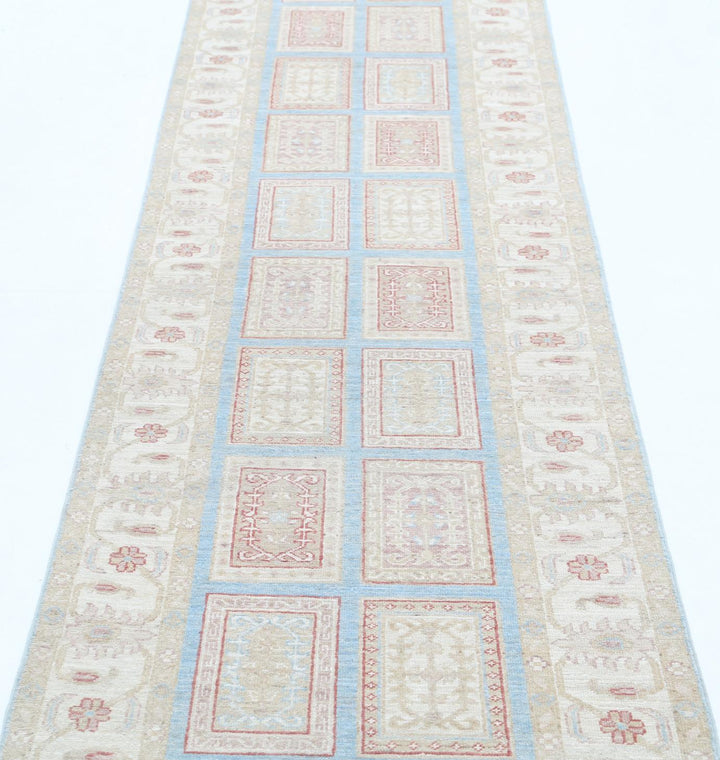 Serenity 2’ 7″ x 10’ 1″ - No. AV18458 - ALRUG Rug Store