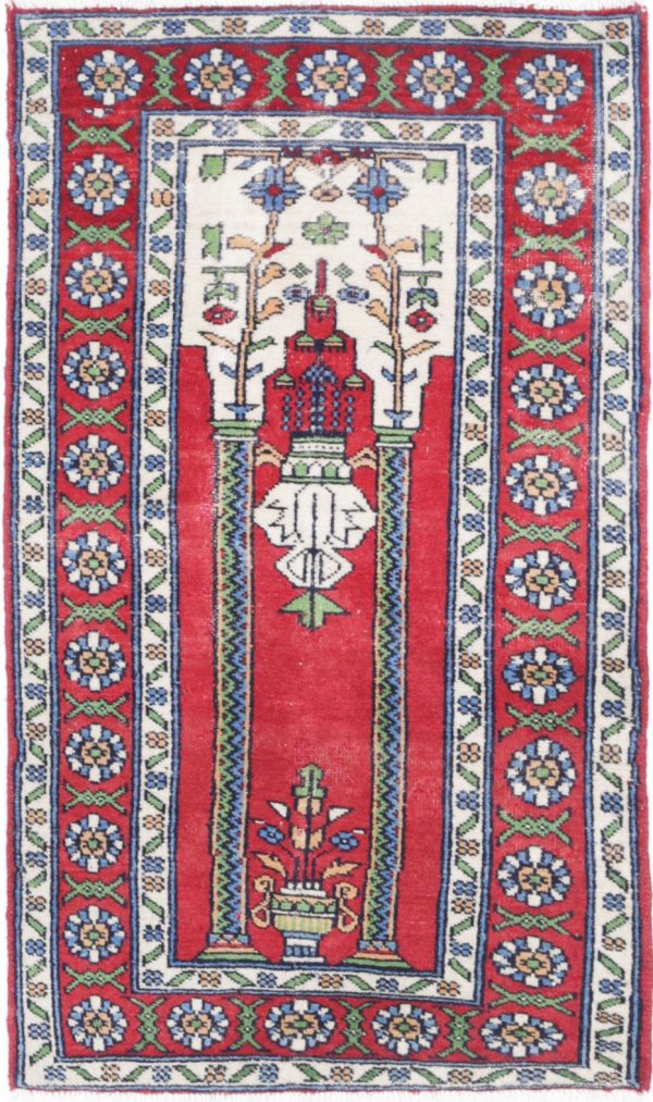 Hamadan 1’ 10” x 3’ 1″ - No. AV44753