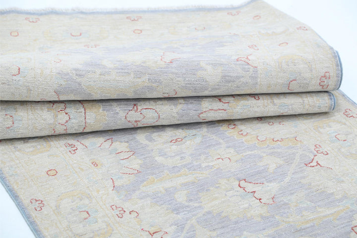 Serenity 2’ 9″ x 10’ 9″ - No. AV82560 - ALRUG Rug Store