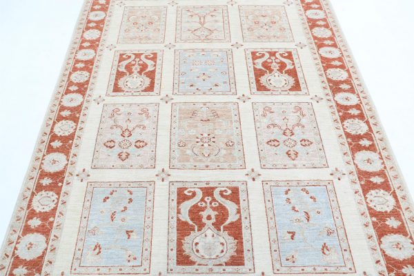 Ziegler 5’ 6″ x 7’ 2″ - No. AV37071