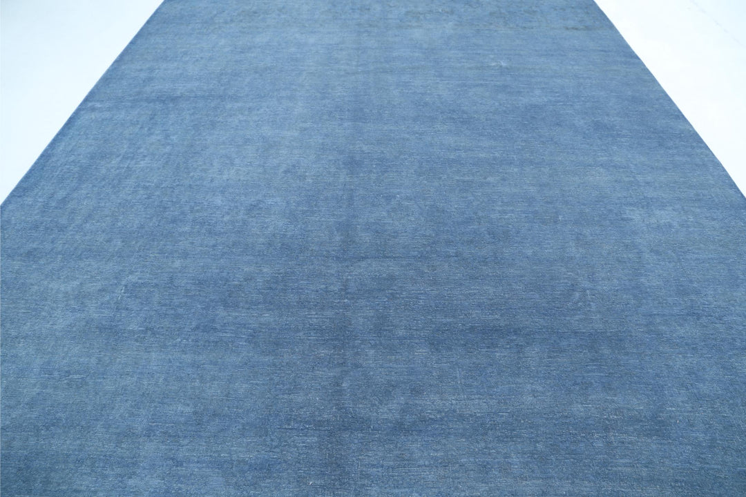 Overdye 9’ 11” x 13’ 6″ - No. AV57516 - ALRUG Rug Store