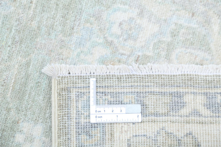 Serenity 2’ 9″ x 7’ 11” - No. AV93408 - ALRUG Rug Store