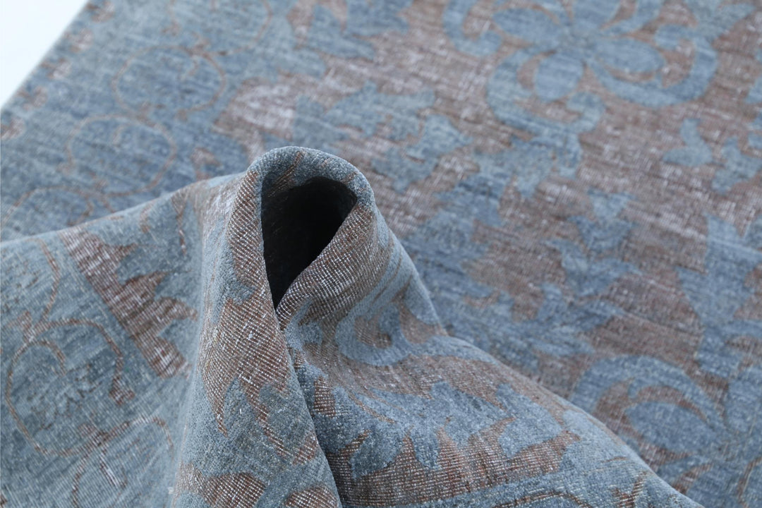 Onyx 3’ 5″ x 15’ 11” - No. AV51115 - ALRUG Rug Store