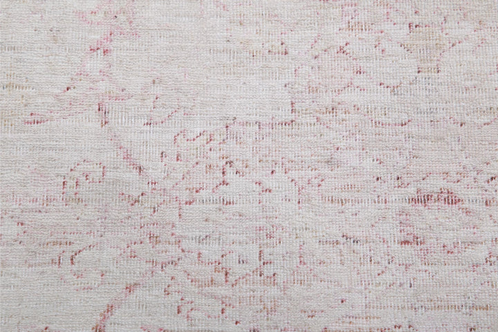 Serenity 9’ 1″ x 11’ 2″ - No. AV69602 - ALRUG Rug Store