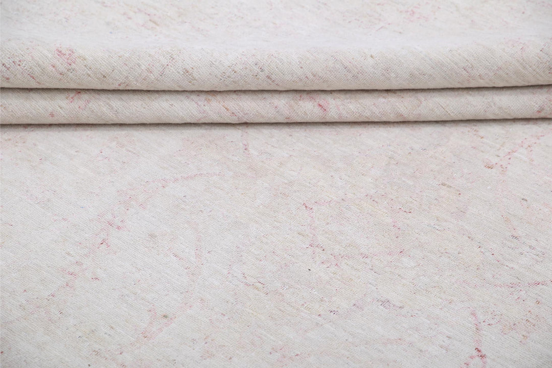 Serenity 9’ 1″ x 11’ 2″ - No. AV69602 - ALRUG Rug Store