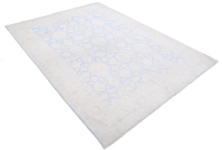Serenity 6’ 0″ x 8’ 7″ - No. AV50982 - ALRUG Rug Store