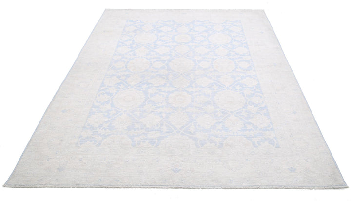 Serenity 6’ 0″ x 8’ 7″ - No. AV50982 - ALRUG Rug Store
