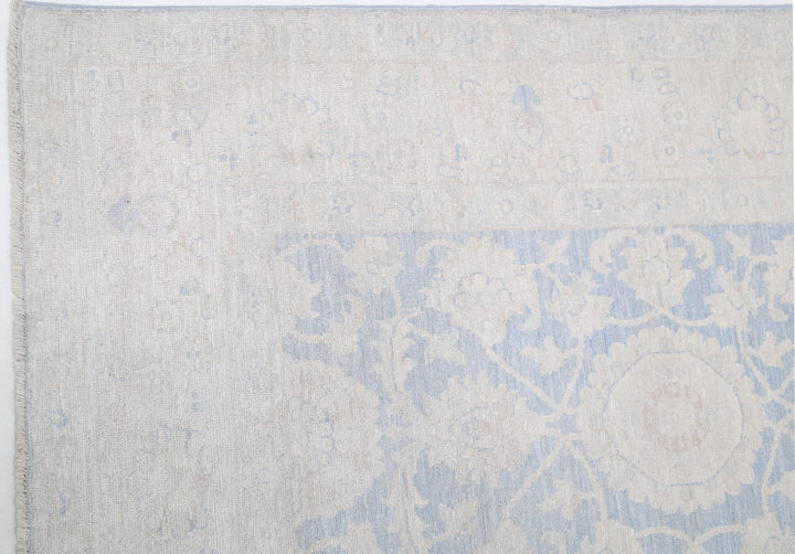 Serenity 6’ 0″ x 8’ 7″ - No. AV50982 - ALRUG Rug Store