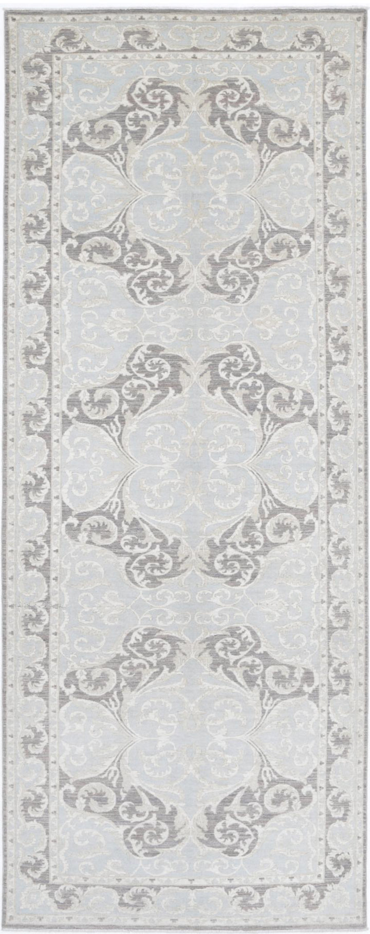 Serenity 4’ 11” x 13’ 2″ - No. AV46229 - ALRUG Rug Store