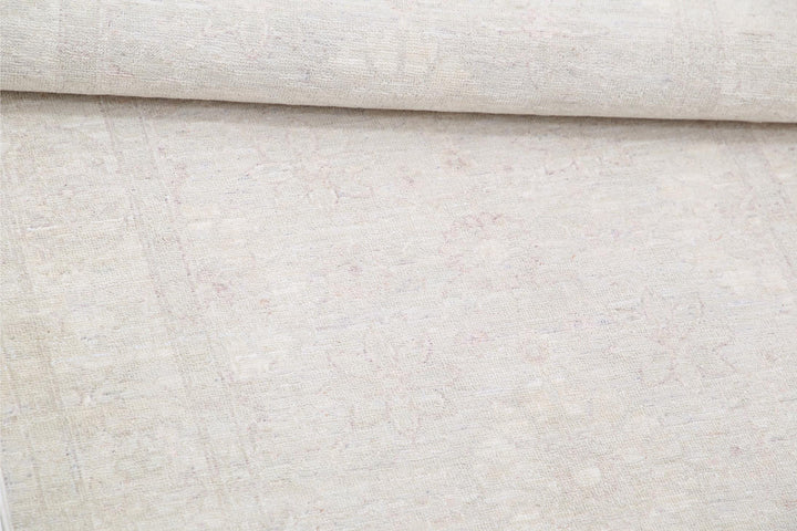 Serenity 2’ 10” x 10’ 0″ - No. AV34689 - ALRUG Rug Store