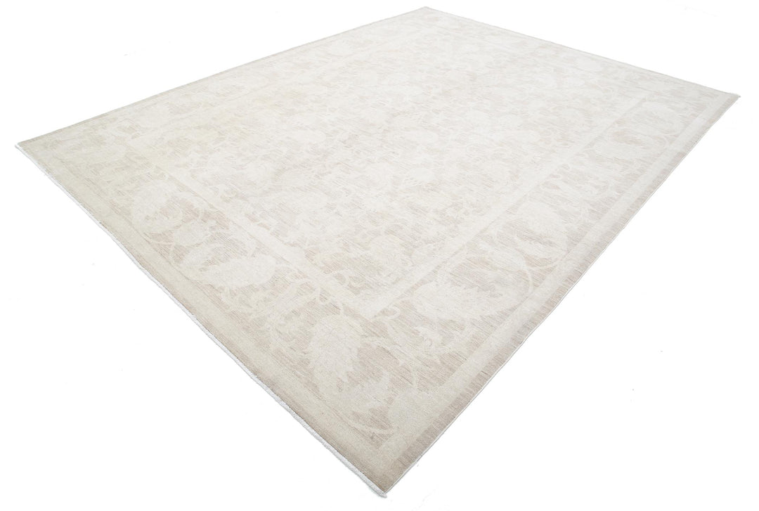 Serenity 9’ 0″ x 11’ 8″ - No. AV63320 - ALRUG Rug Store