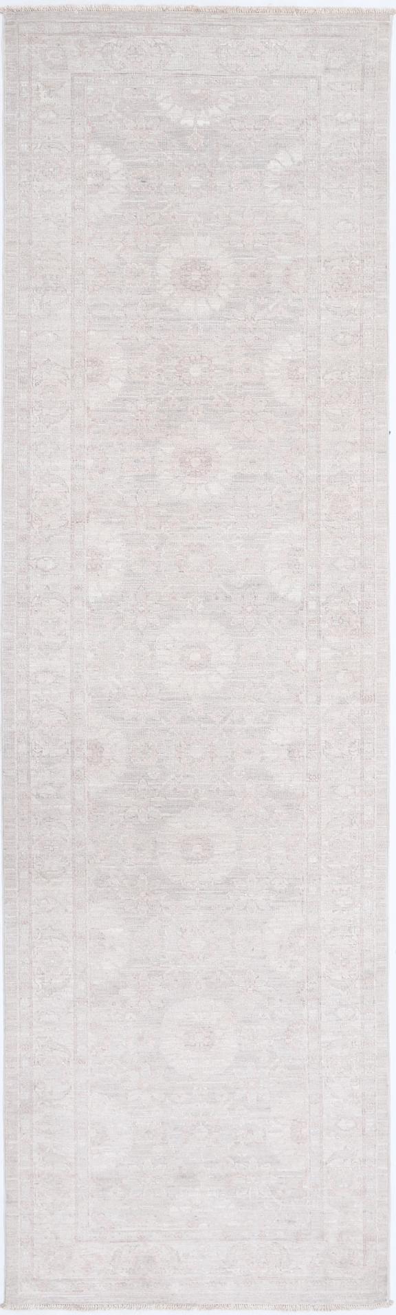 Serenity 2’ 9″ x 10’ 2″ - No. AV83374 - ALRUG Rug Store