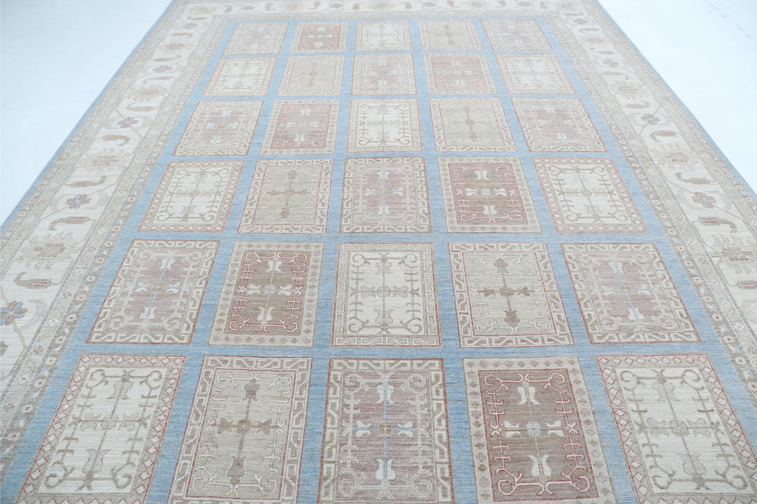 Serenity 9’ 10” x 13’ 0″ - No. AV94498 - ALRUG Rug Store