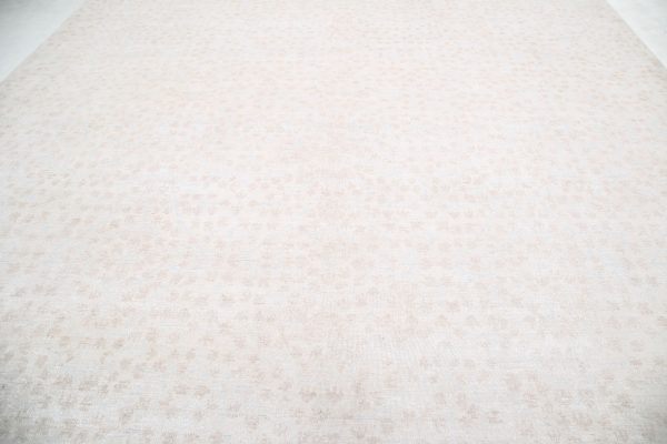 Ivory Pakistani Artemix Rug 12'11" x 18'6" Hand-Knotted pattern